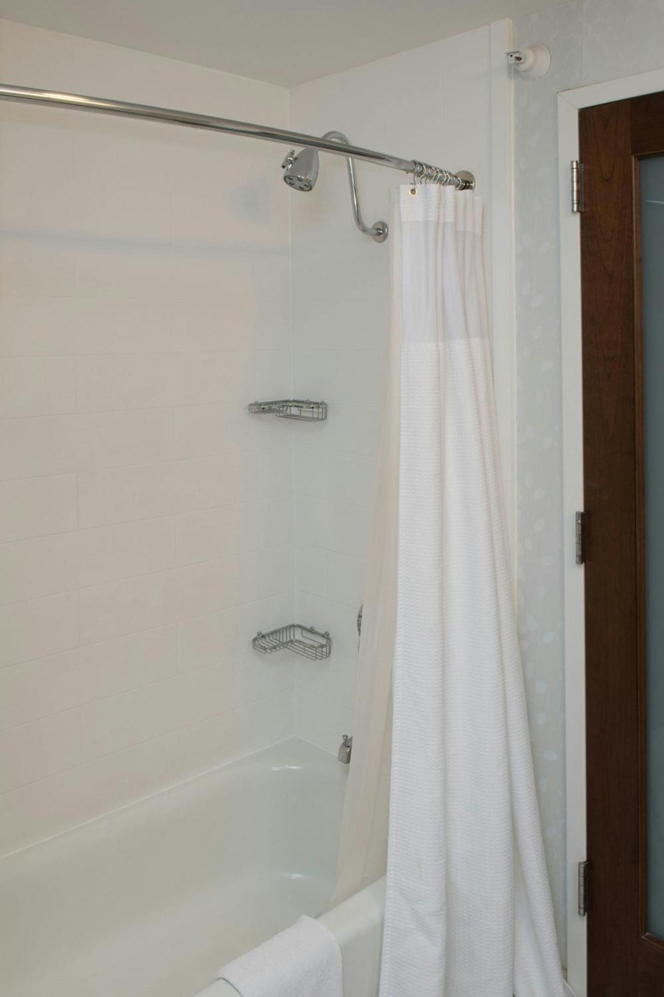 Springhill Suites By Marriott Logan Exterior photo